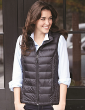 Load image into Gallery viewer, Weatherproof - Women&#39;s 32 Degrees Packable Down Vest